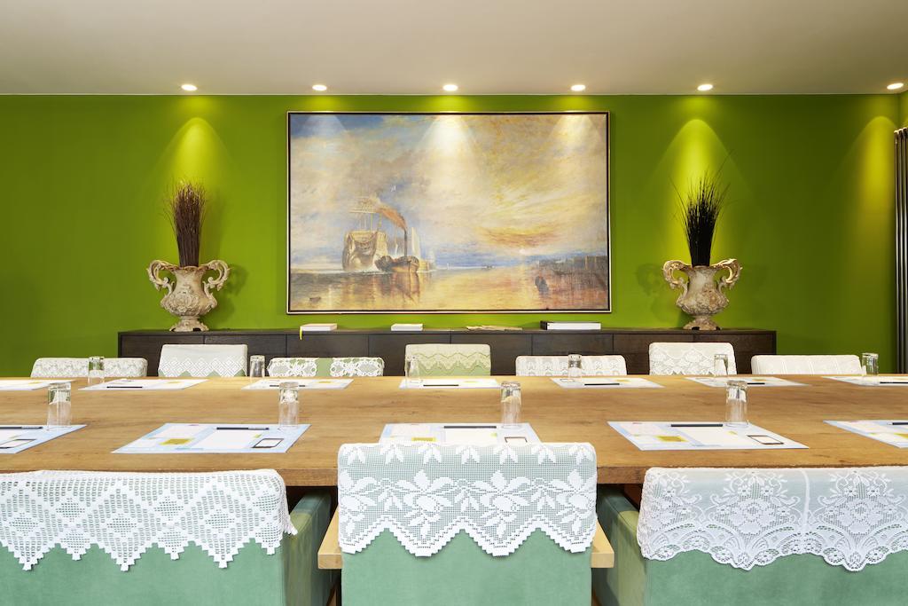 Hotel 25hours The Goldman Frankfurt am Main